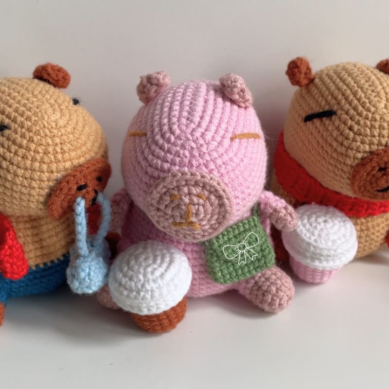 pink capybara pattern